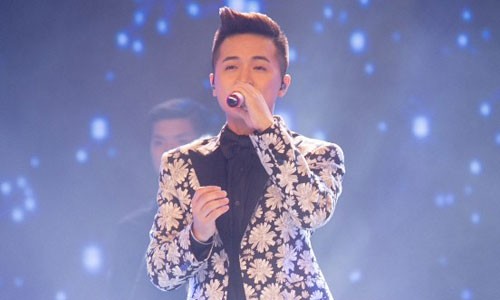 Minh Quan dung buoc o Top 3 Vietnam Idol 2015-Hinh-2